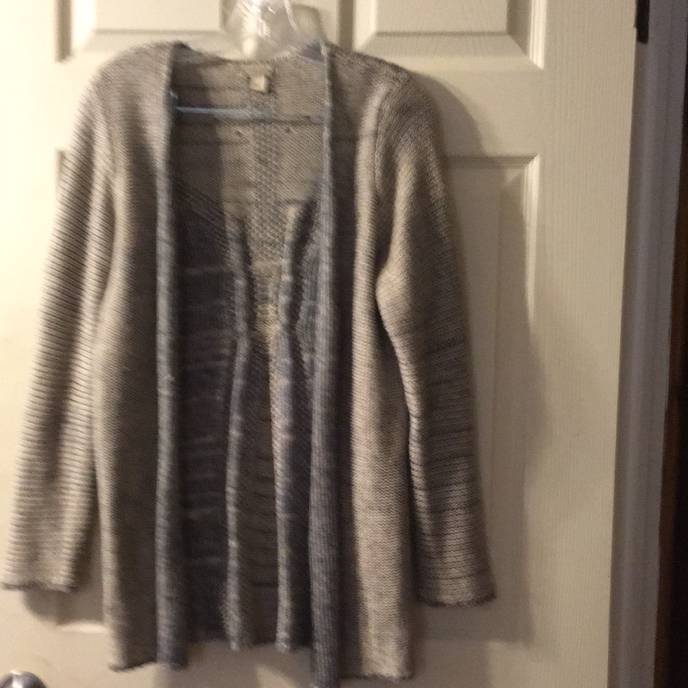 Energy world wear woman’s size small sweater cardigan.